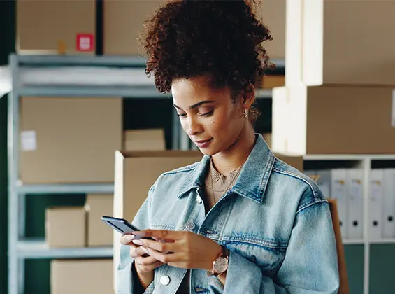 Merchandiser using StoreSnap in store